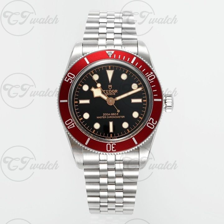 Tudor Black Bay Heritage 41mm Automatic Watch – Black Dial with Red Bezel, Stainless Steel Case, Diver Style