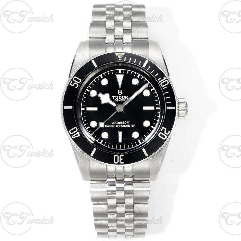 Tudor Black Bay GMT 41mm Black Bezel Super Clone Watch Automatic Stainless Steel Jubilee Bracelet Dual Time Design