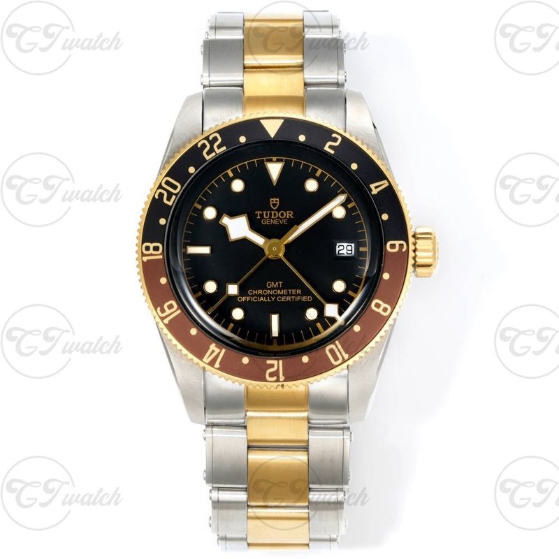 Tudor Black Bay GMT Root Beer Super Clone Watch 41mm Brown Black Bezel Automatic Two Tone Jubilee Bracelet