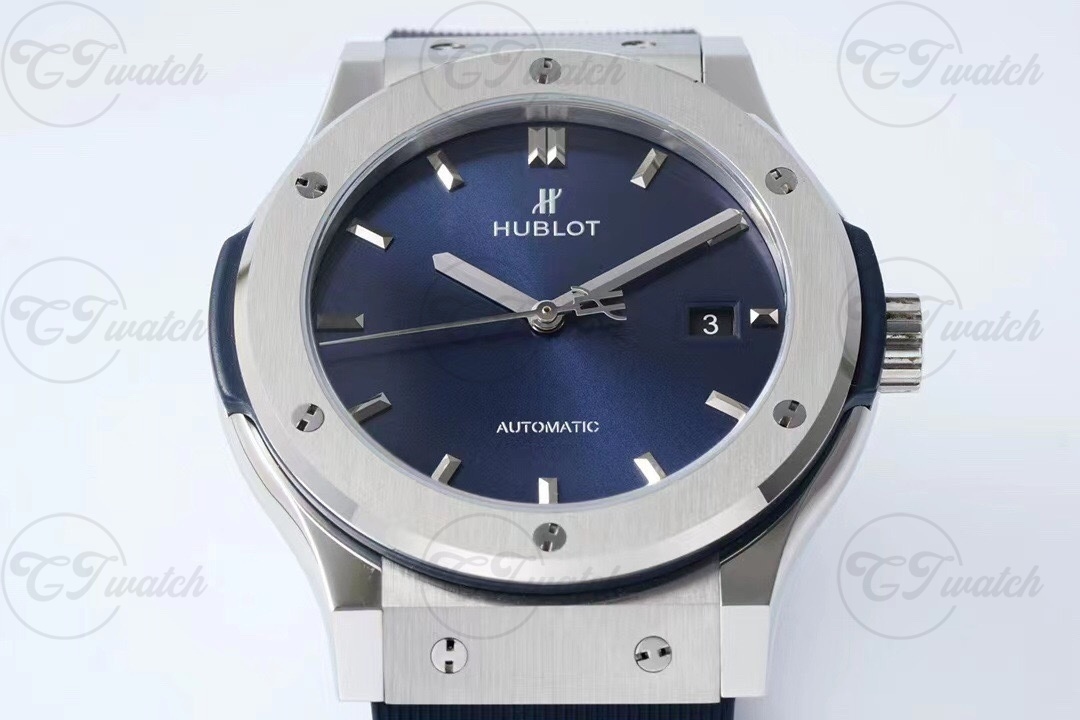 Hublot Classic Fusion Super Clone Watch 42mm Brushed Titanium Case Blue Sunray Dial Rubber Band