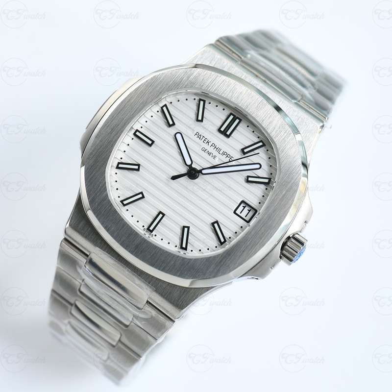 Patek Philippe 5711 Aquanaut Stainless Steel Diamond Bezel white Dial Rubber Strap Automatic Luxury Watch