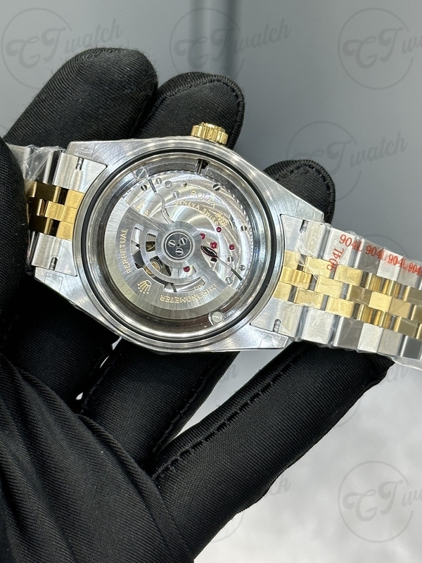 Clone luxury premium chronograph watch with  Sky Dweller 42mm: rose gold dial and 9002 movement 