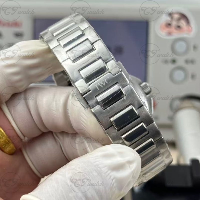 IWC Ingenieur Automatic 40mm Stainless Steel Watch with Blue Grid Dial (Premium 32111 Calibre Movement, Exquisite Craftsmanship & Iconic Genta-Inspired Design)