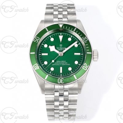 Tudor Black Bay Fifty Eight 39mm Green Geneva Dial Super Clone Watch Automatic 18K Style Gold Case Sport Heritage Model